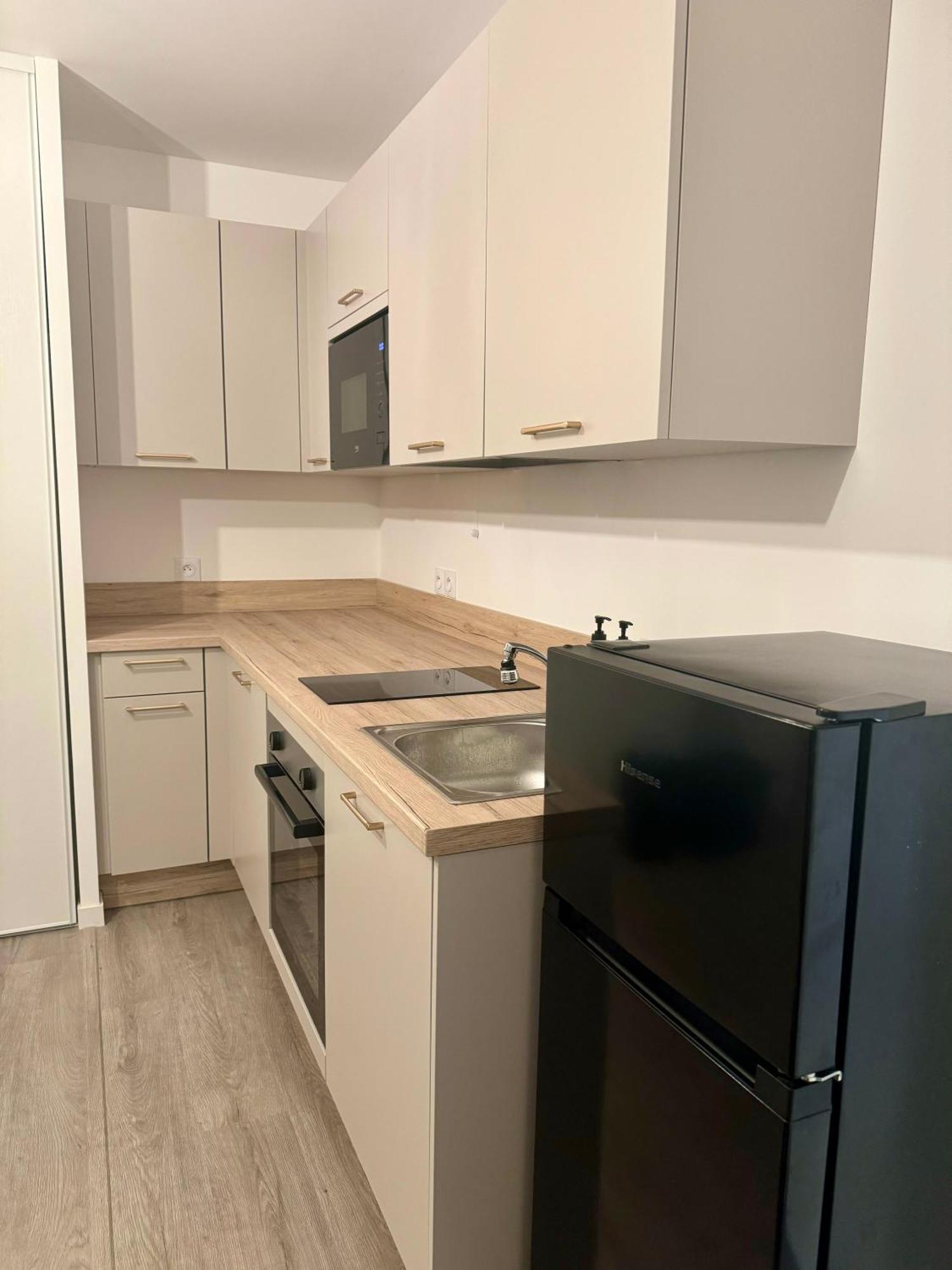 Studio Moderne Et Tout Equipe, Proche Du Rer, Paris & Aeroport D'Orly En 20 Min, Lit Bebe Sur Demande Vitry-sur-Seine Ngoại thất bức ảnh